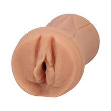 Signature Strokers Zoey Luna ULTRASKYN Pocket Pussy Vanilla