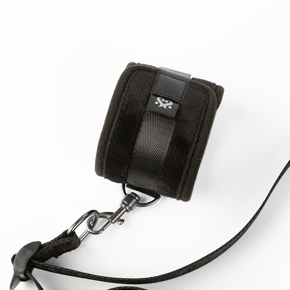 SEI MIO Comfortably in Control Deluxe Sex Position Restraint System