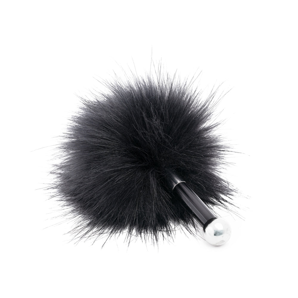 Je Joue Midnight Magic: Duet Bullet, Mio Ring, Feather Tickler, Rose Bath Melt
