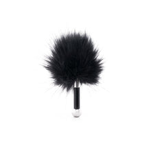 Je Joue Midnight Magic: Duet Bullet, Mio Ring, Feather Tickler, Rose Bath Melt