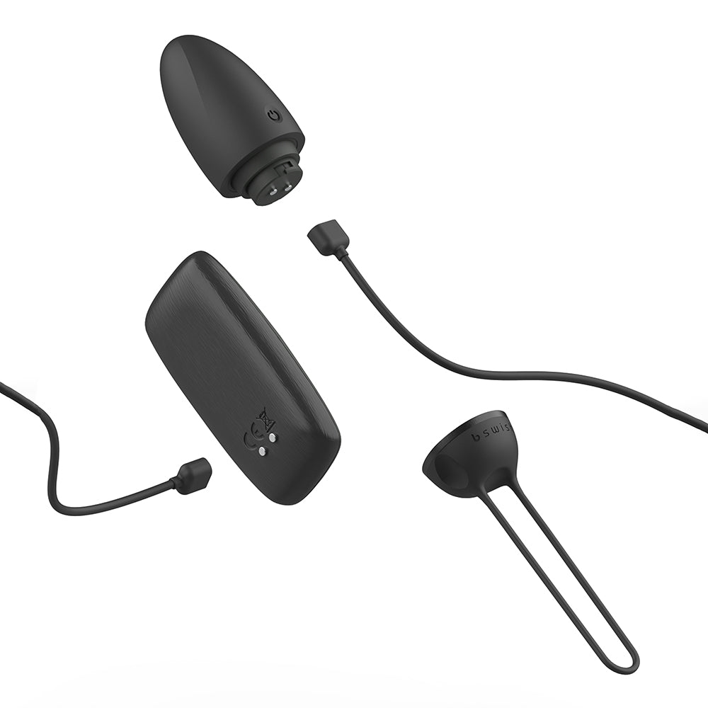 B Swish Bnaughty Premium Unleashed Vibrator Black