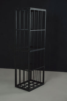 Standing Cage